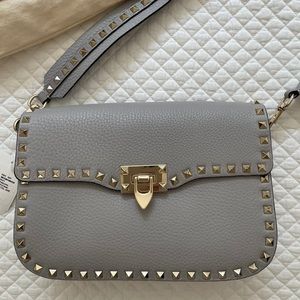 NWT Valentino Garavani Rockstud Leather shoulder bag